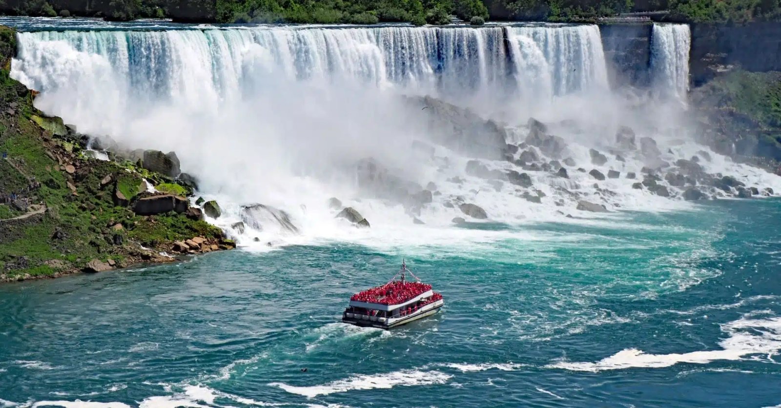 Niagara Falls Boat Tour